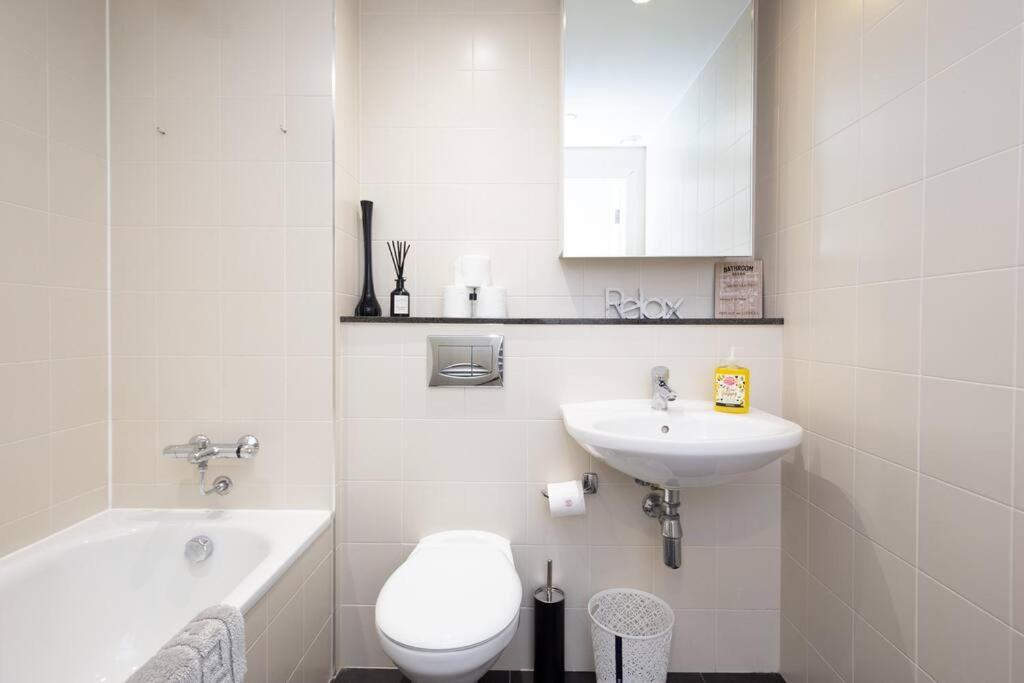 Stylish Mediacity 2Bed, Sleeps 6, Amazing Views Manchester Zewnętrze zdjęcie