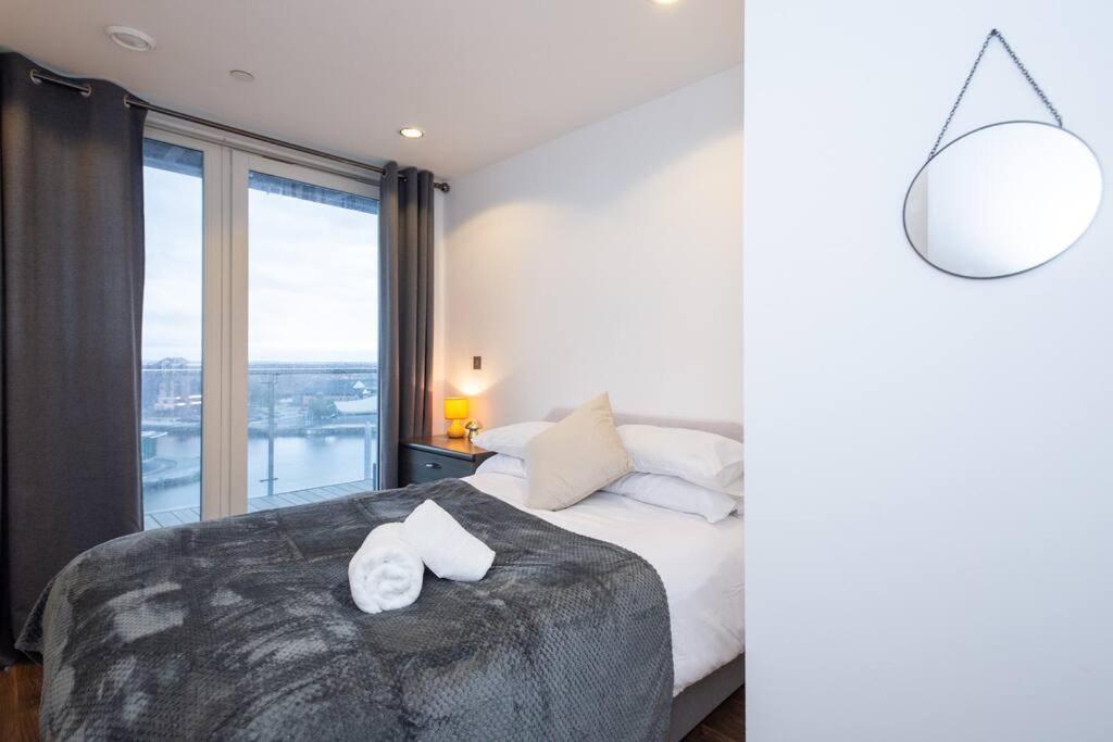 Stylish Mediacity 2Bed, Sleeps 6, Amazing Views Manchester Zewnętrze zdjęcie